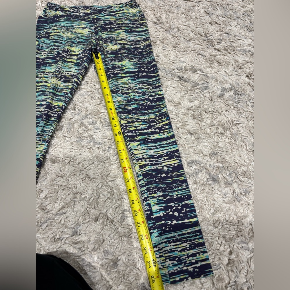 Women’s Medium Blue Yellow Patterned Leggings - Picture 4 of 5